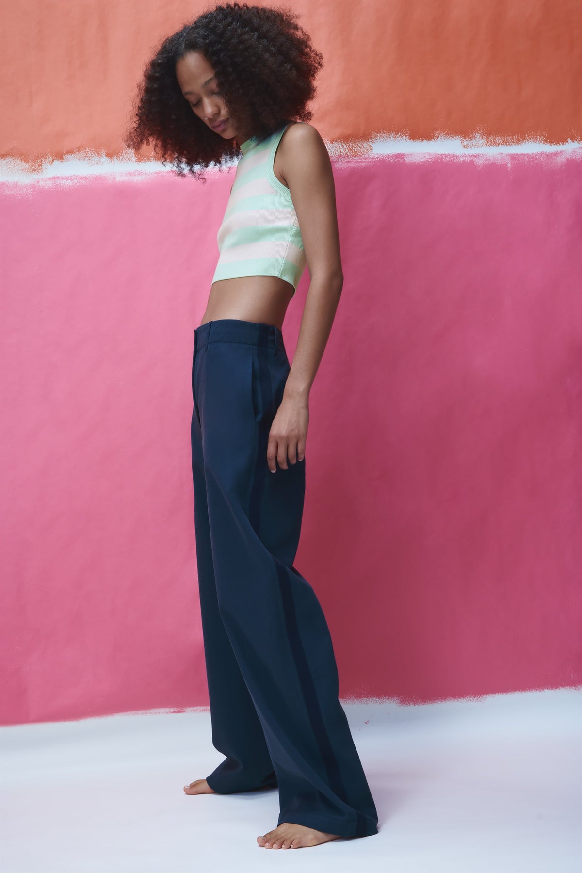 Women White / Green Knit Crop Top