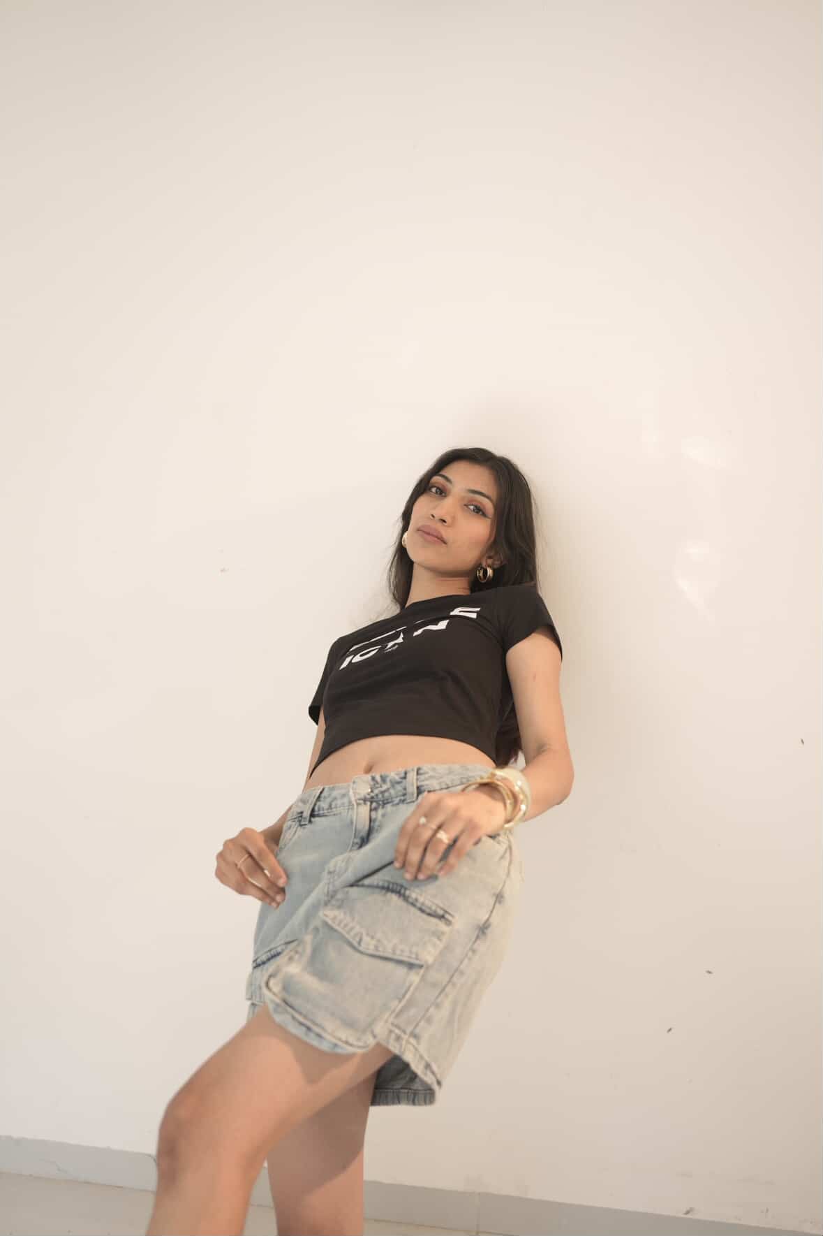 Black Style Icon Baby Tee - Classic Fit