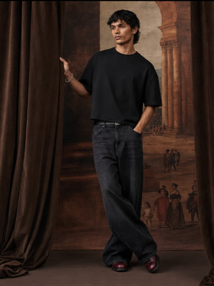 Iconic Cropped True Black T-shirt