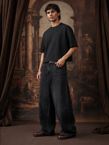 Iconic Cropped True Black T-shirt